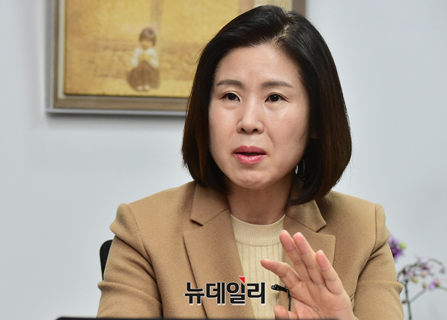 ▲ 3일 오후 서울 영등포구 국회 의원회관에서 본지와 만난 김미애 국민의힘 의원은 문재인 대통령의 '입양' 발언 관련해  