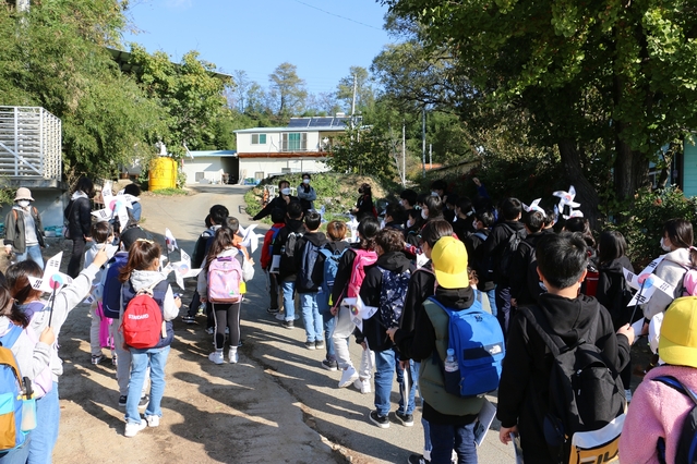 ▲ 경북교육청(교육감 임종식)은 우리 지역의 독립운동 이야기를 엮은 ‘다시 걷는 경북의 독립운동길’ 탐방 교재를 제작하고 있다고 4일 밝혔다.ⓒ경북교육청