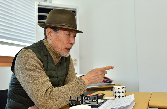 ▲ 조용호 '나라지킴이고교연합' 공동대표가 지난 8일 이 단체 사무실에서 뉴데일리와 인터뷰하고 있다. ⓒ정상윤 기자