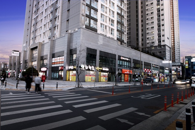 ▲ 화성산업㈜는 오는 25일 침산 화성파크드림 회사보유분 단지 내 상가 3개 점포와 고산역 화성파크드림 단지 내 상가 2개 점포를 분양할 계획이다.ⓒ화성산업