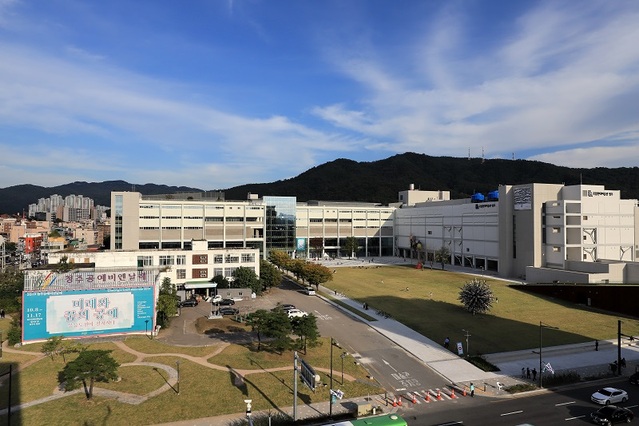 ▲ 청주시문화제조창의 명칭이 ‘문화제조창’, 건물명칭은 ‘본관’으로 최종 확정됐다.ⓒ청주시