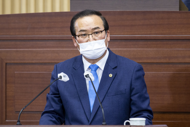 ▲ 경북도의회 기획경제위원회 소속 이종열 의원(영양)은 남북6축 고속도로 조기 착공 및 지방도 917호선 확·포장 공사 조기 착공을 촉구했다.ⓒ경북도의회