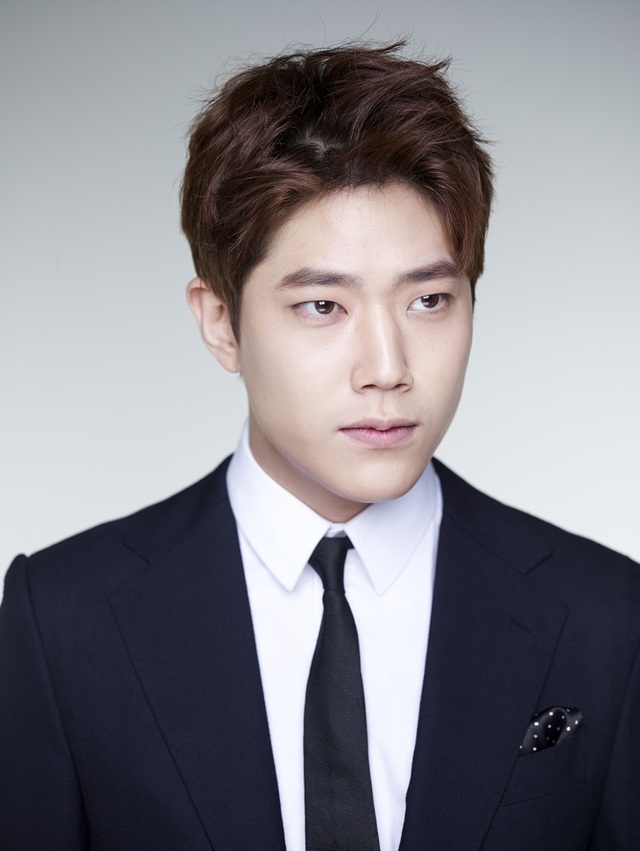 ▲ 학폭 의혹에 휩싸인 배우 동하. ⓒ매니지먼트AND