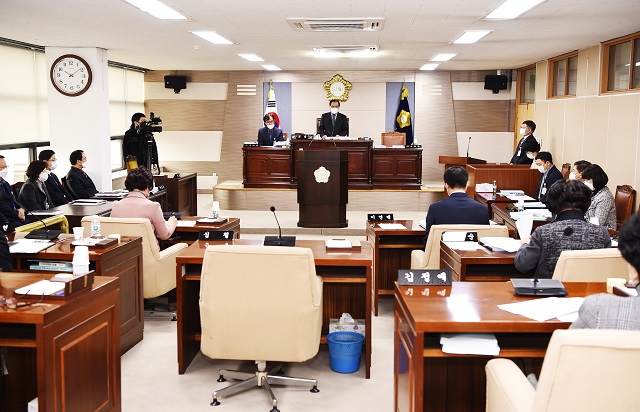 ▲ 군위군의회는 오는 22일 이철우 경북도지사를 만나기로 했다.ⓒ군위군의회