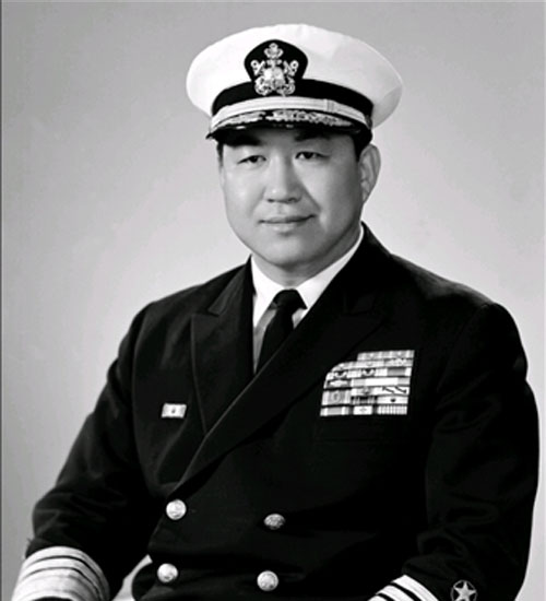 ▲ 해군 전력증강과 제주도 근대화에 큰 공을 세운 고 김영관 제독. 제8대 해군참모총장으로, 해군 최초의 대장이었다. ⓒ해군 제공.