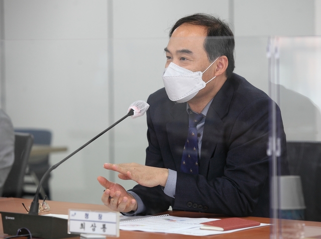 ▲ 최삼룡 대구경북경제자유구역청장이 23일 대구경북경제자유구역 활성화를 위한 간담회에서 발언을 하고 있다.ⓒ대경경자청