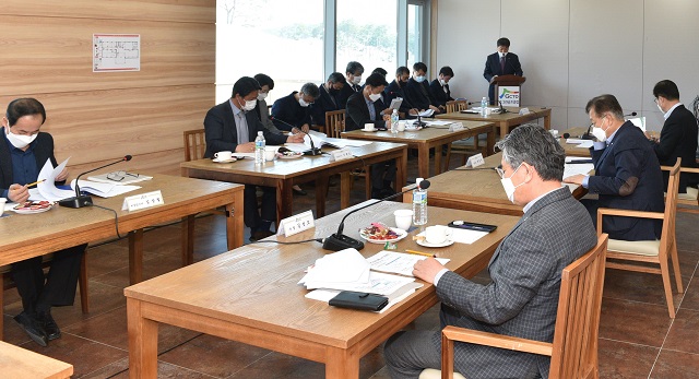 ▲ 경북문화관광공사(사장 김성조)는 2021년 제2회 이사회를 통해 코로나19로 인한 어려움을 겪고 있는 소상공인을 중심으로 한 임대료 및 단지공동관리비 감면에 대해 의결했다.ⓒ경북관광공사