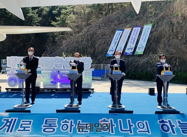 ▲ 왼쪽부터 장세용 구미시장, 박성근 군위군수 권한대행, 김주수 의성군수, 백선기 칠곡군수.ⓒ뉴데일리