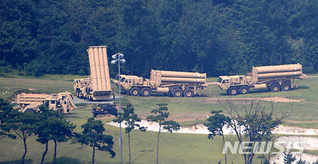 ▲ 경북 성주에 배치된 주한미군의 사드(THAAD). 북한 탄도미사일을 모두 요격하기에는 턱없이 부족한 숫자다. ⓒ뉴시스. 무단전재 및 재배포 금지.