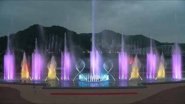 ▲ 칠곡군은 오는 17일부터 한반도의 평화와 번영을 염원하는 ‘칠곡 평화분수’를 개장한다.ⓒ칠곡군