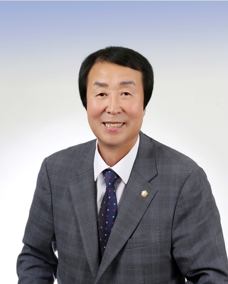 ▲ 이우청 김천시의회 의장.ⓒ김천시