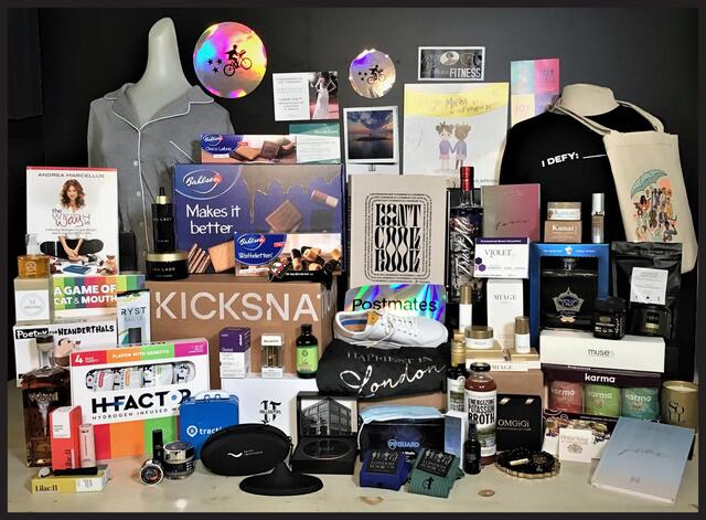 ▲ The Everyone Wins gift bag that Oscar nominees will receive contains swag worth $205,000  ⓒDISTINCTIVE ASSETS / Forbes