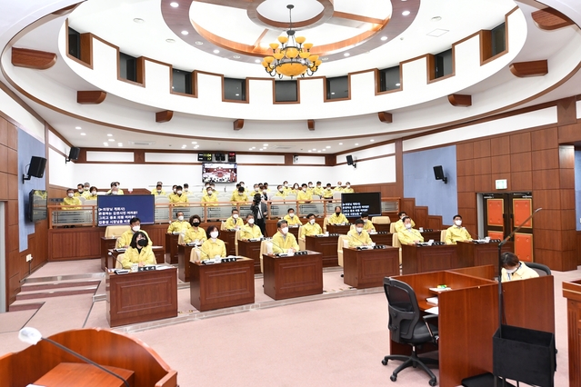 ▲ 김천시의회(의장 이우청)는 3일부터 5월 12일까지 10일간의 일정으로 제221회 임시회를 개회한다.ⓒ김천시의회