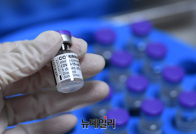 ▲ 화이자 백신 접종 ⓒ공동취재단