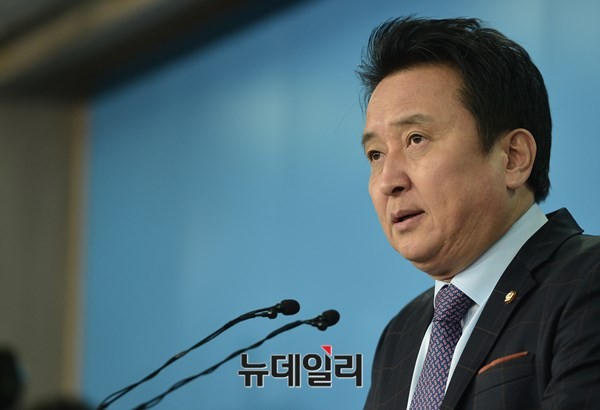 ▲ 더불어민주당 출신 김영환 전 의원. ⓒ정상윤 기자