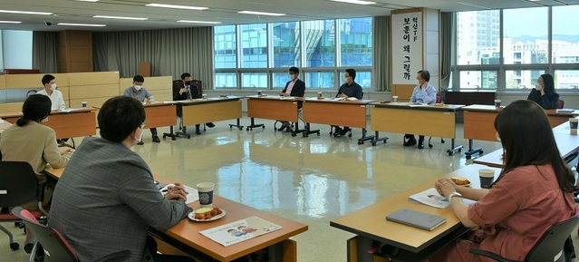 ▲ 대전지방보훈청이 2030세대 직원들을 주축으로 혁신 TF ‘보훈이 왜 그럴까’를 개최해 보훈 행정 아이디어를 모색했다.ⓒ대전지방보훈청