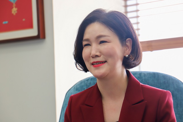 ▲ 강성애 롯데백화점 노동조합 위원장.