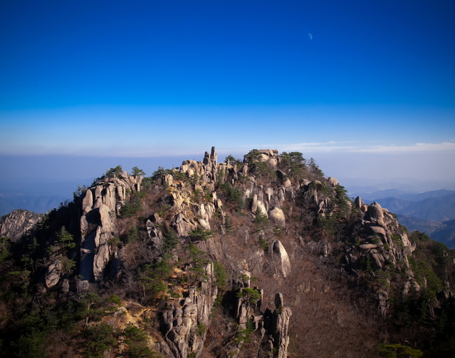 ▲ 성주군은 주요 관광지와 아름다운 자연경관·문화예술 등 다양한 관광자원을 소재로 관광홍보 영상콘텐츠를 제작·활용하기 위한 성주 관광홍보 사용자 제작콘텐츠(UCC) 공모전을 개최한다. 사진은 가야산.ⓒ성주군