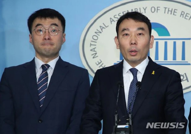 ▲ 더불어민주당의 김남국 의원(왼쪽)과 김용민 의원.ⓒ뉴시스