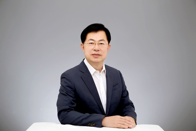 ▲ 이만희 의원(국민의힘, 경북 영천시·청도군)이 지난 27일 지자체 동물보호감시원으로 하여금 동물미용학원 실습동물에 대한 학대 행위를 단속하는 사무를 법적으로 명시화하는 ‘동물보호법’ 일부개정법률안을 대표발의했다.ⓒ이 의원실