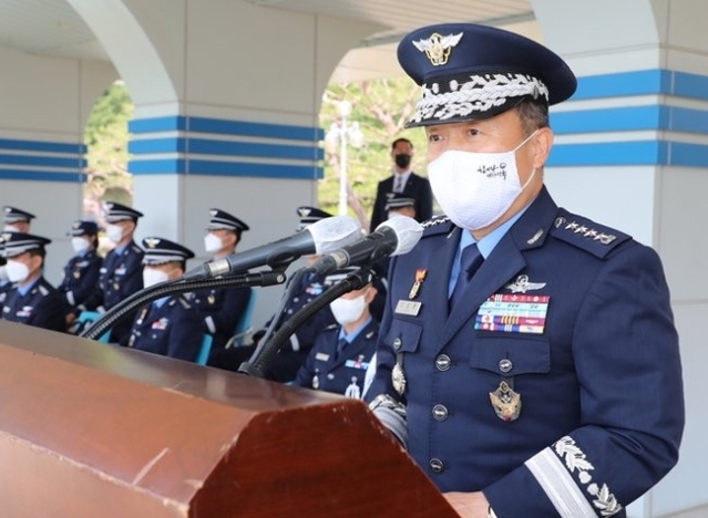 ▲ 이성용 공군 참모총장. 이 총장은 극단적 선택으로 숨진 공군 이 모 중사 성추행 피해 사망 사건에 책임을 지고 4일 사의를 밝혔다. ⓒ연합뉴스