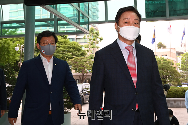 ▲ 경찰청 항의 방문한 김형동, 박완수, 서범수 의원. ⓒ강민석