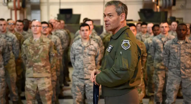 ▲ 2019년 1월 오산 공군기지에서 장병들에게 이야기를 하는 케네스 윌즈바흐 당시 주한미군 부사령관 겸 제7공군 사령관. 현재는 태평양 공군사령관이다. ⓒ미 공군 공개사진.