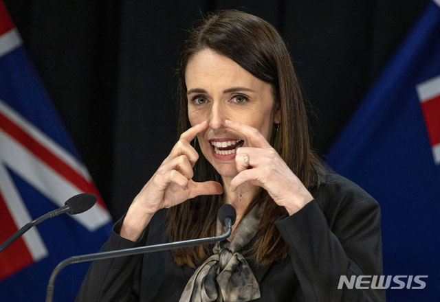 ▲ 저신다 아던 뉴질랜드 총리. 세계 30대 국가지도자 가운데 가장 인기가 높다. ⓒ뉴시스 AP. 무단전재 및 재배포 금지.