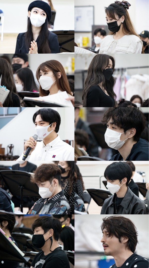 ▲ 뮤지컬 '마리 앙투아네트'가 상견례 및 송스루(연습실) 현장.ⓒEMK뮤지컬컴퍼니