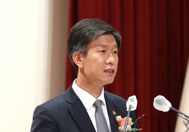 ▲ 중기기업인 간담회에서 김대지 국세청장은“중기의 지속가능한 성장을 위해 세정역량을 집중하겠다