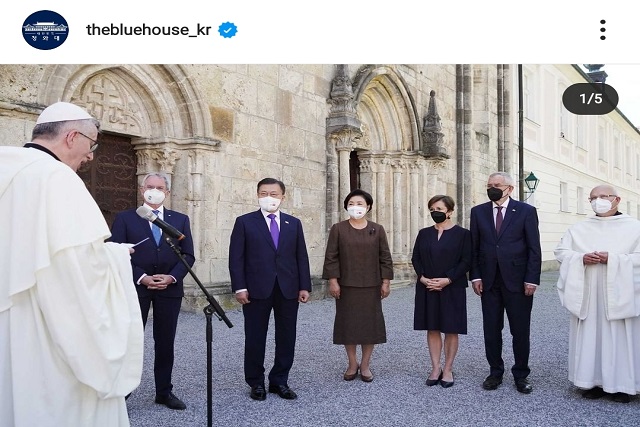 ▲ 오스트리아에 국빈방문한 문재인 대통령 부부.청와대 인스타그램 캡처