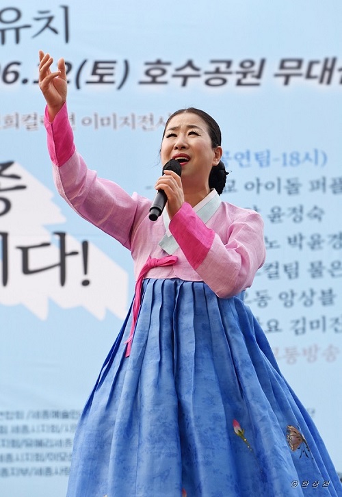 ▲ 국가무형문화재 제19호 이수자윤정숙 씨.ⓒ선소리산타령연구보존회 세종지부