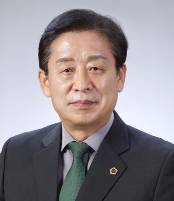 ▲ 대구시의회 송영헌 의원이 ‘대구광역시교육감 사무의 민간위탁에 관한 조례’ 제정 조례안이 6월 22일 상임위원회 심사를 통과했다.ⓒ대구시의회