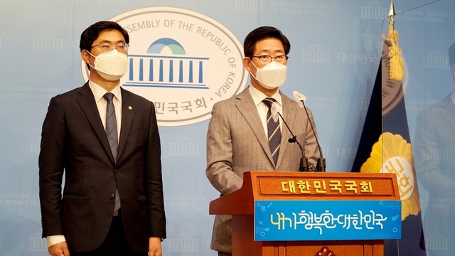 ▲ 대권도전에 나선 양승조 충남도지사가 24일 국회 소통관에서 다섯번째 대선 공약을 발표하고 있다.ⓒ양승조 충남도지사 대선 캠프