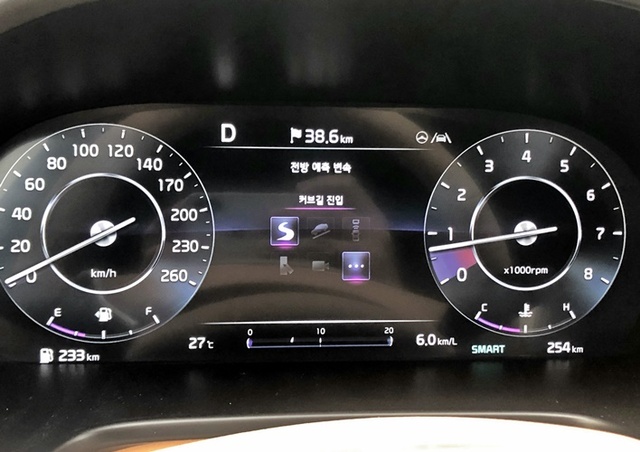 ▲ ‘뉴 K9’의 전방 예측 변속 시스템 ⓒ박상재 기자