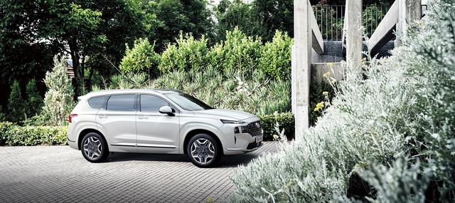 ▲ 뉴 싼타페 하이브리드 ⓒ현대자동차