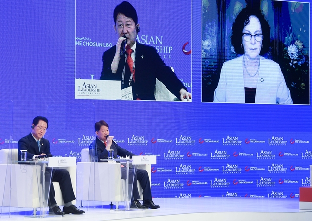 ▲ 권영진 대구시장은 1일 조선일보 주최로 서울 신라호텔에서 열린 제12회 아시아리더십 컨퍼런스(ALC)에 참석해 대한민국 동남부의 중심도시 대구를 소개하고 포스트 코로나 시대의 교류와 협력을 강조했다.ⓒ대구시