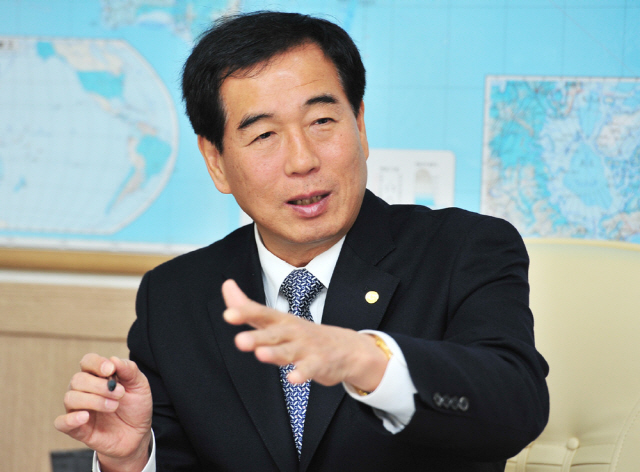 ▲ 최영조 시장이 경산시의 방향키를 잡은 것은 2012년, 그로부터 5년 만에 경산시는 인구와 재정에서 경북 3대 도시로 올라섰다.ⓒ경산시