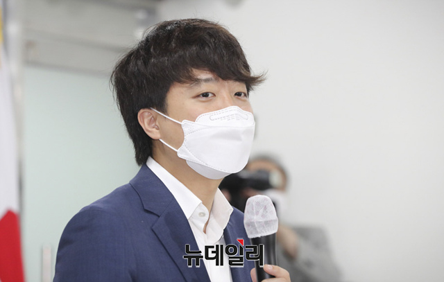 ▲ 이준석 국민의힘 대표가 2일 오전 서울 여의도 중앙당사에서 열린 서울시당·서울특별시 당정 간담회에서 인사말을 하고 있다.ⓒ이종현 기자