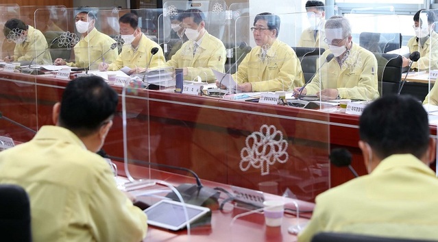 ▲ 양승조 충남지사가 12일 오전 도청 중회의실에서 열린 150차 실·국·원장 회의에서 모두 발언을 하고 있다.ⓒ충남도