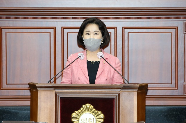 ▲ 김순옥 의원이 5분 자유발언을 하고 있다.ⓒ경주시의회
