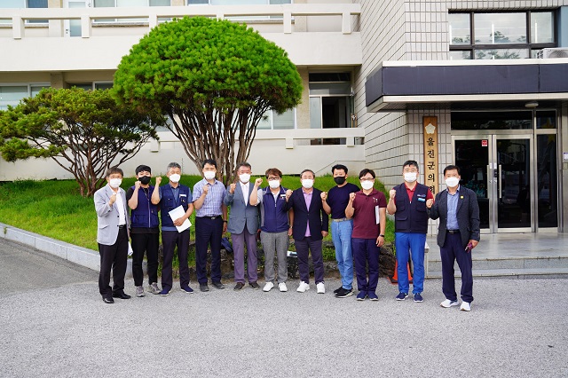 ▲ 울진군의회는 울진군공공노조협의회와 의장과 의원들이 참석한 가운데 첫 간담회를 개최했다.ⓒ울진군의회