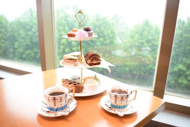 ▲ 마리 앙투아네트 베이커리 세트.ⓒ롯데엔터테인먼트