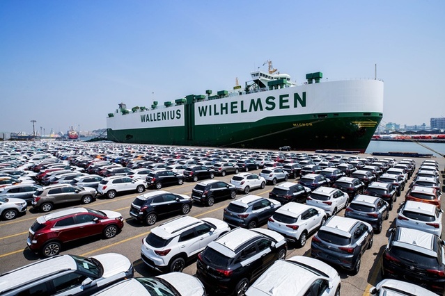 ▲ 수출 부두에 주차돼 있는 자동차. 본 기사 내용과 직접적 연관이 없음 ⓒ한국GM