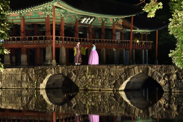 ▲ '코리아 온 스테이지' 김준수·민은경 공연 모습.ⓒ한국문화재재단