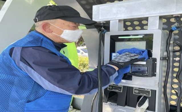 ▲ 대구시는 지난해 코로나19 위기 상황에서도 어르신들의 소득보장과 건강한 노후생활을 할 수 있도록 시니어클럽, 구·군, 노인복지관 등 44개 수행기관에서 총 3만 2039명의 노인일자리를 제공했다.ⓒ대구시
