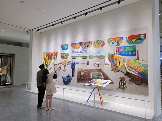 ▲ 롯데가 신규 점포의 테마를 ‘Discover New Inspiration(새로운 감각을 채우는 특별한 경험)’으로 정하고 ‘예술’에 초점을 맞춘 건, 금융위기 이후 최대 호황을 누리고 있는 미술품 시장의 열기를 백화점 안으로 끌어오기 위해서다. ⓒ롯데쇼핑