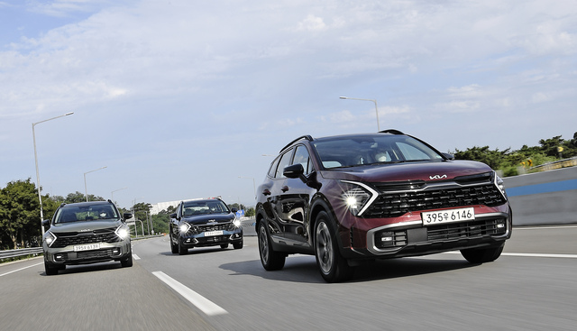 ▲ 신형 스포티지 하이브리드의 주행 모습. ⓒ기아