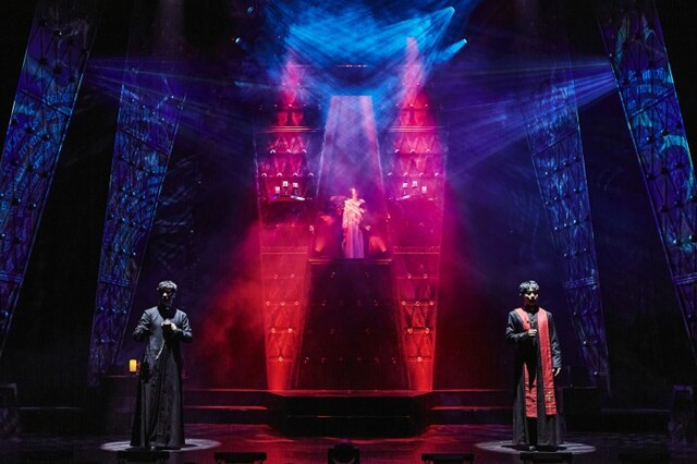 ▲ 뮤지컬 '검은 사제들' 공연 장면.ⓒ알앤디웍스