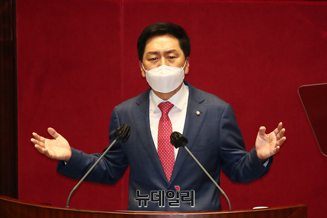 ▲ 김기현 국민의힘 원내대표가 9일 오전 국회에서 열린 본회의에서 교섭단체 대표연설을 하고 있다.ⓒ이종현 기자(사진=공동취재단)